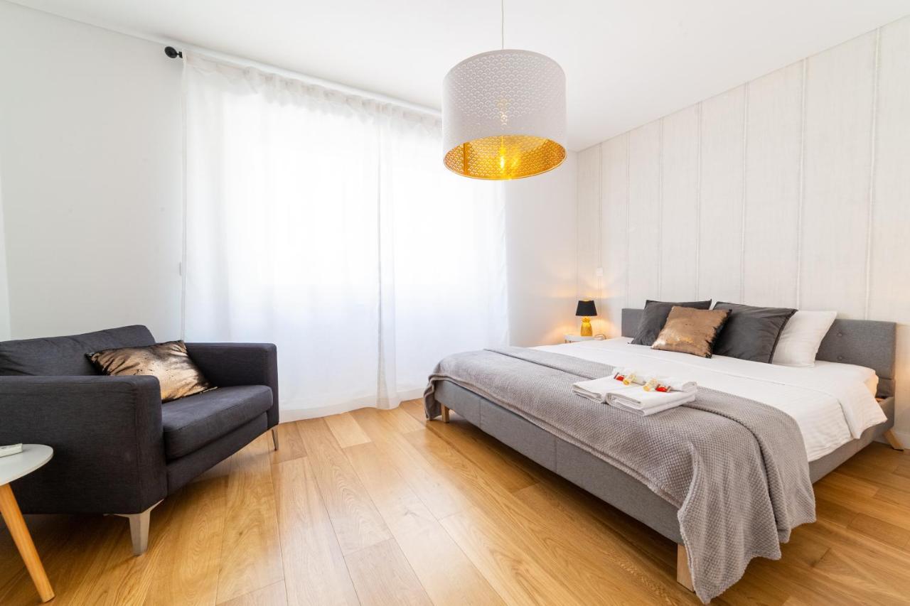 Industrial Lisbon Apartment (Adults Only) Екстериор снимка